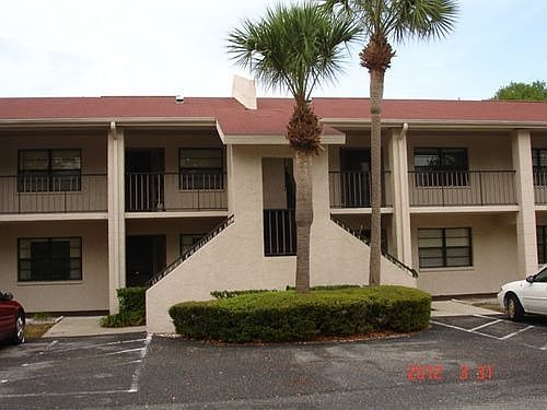 5th image of 2255 62nd Ave N Unit 2104