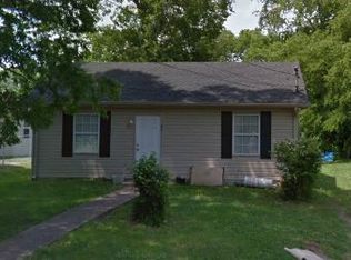 1209 Cedar St, Clarksville, TN 37040