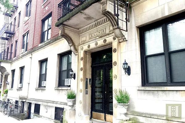 Rented by Halstead Real Estate | media 15