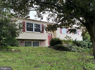 13802 Cardinal Dr SE, Cumberland, MD 21502