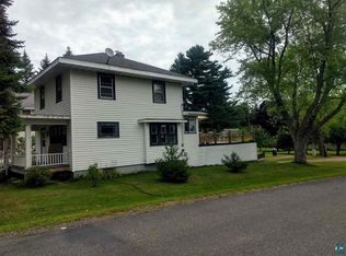 302 E 3rd St, Washburn, WI 54891