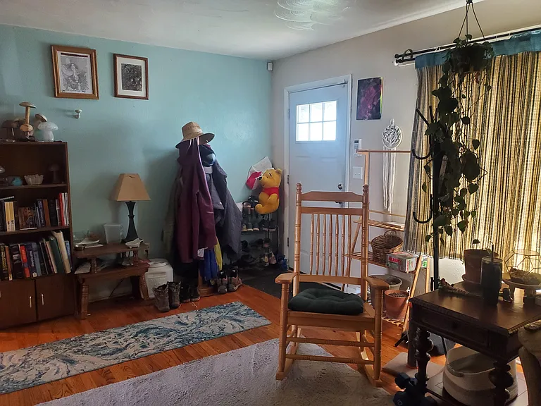 10 N 13th Ave — Photo 4