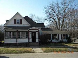 404 N Main St, Carthage, IN 46115