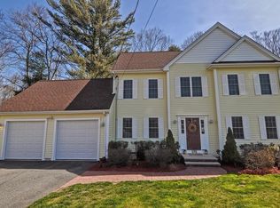 39 Stevens Field Rd, Attleboro, MA 02703
