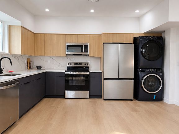 5th image of 4511 Rosewood Ave #4