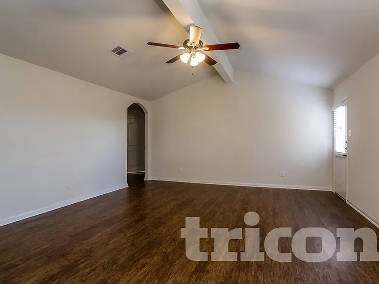 2310 Regatta Ln — Photo 12
