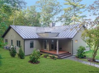 Valley Rd, Stone Ridge, NY 12484