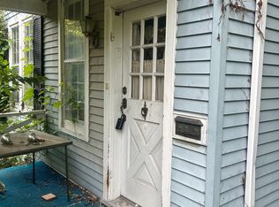 212 E 21st St, Alton, IL 62002