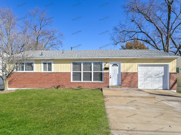 4305 Washington St, Florissant, MO 63033