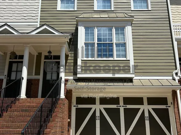 106 Lexington Vlg, Peachtree City, GA 30269