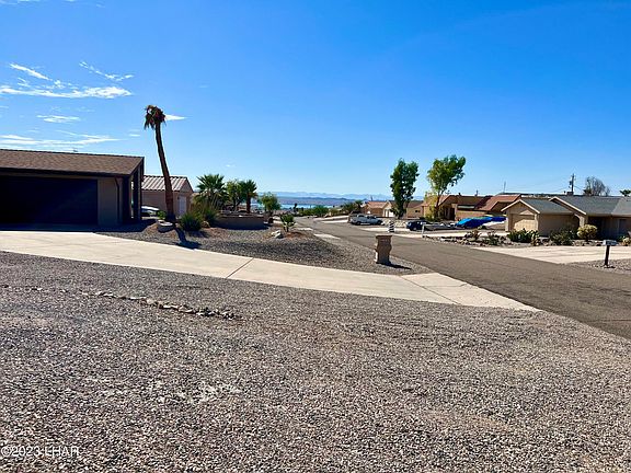 4th image of 2150 Mimosa Dr