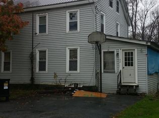 42 Riverside Dr, Middle Granville, NY 12849