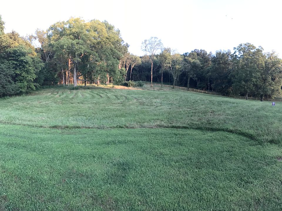 2nd image of 7305 Magnolia Valley Dr