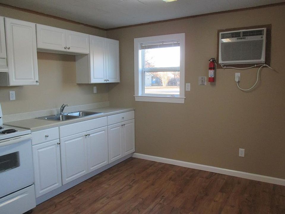 2nd image of 6309 Smith St APT 1