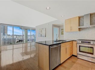 300 Bowie St APT 704, Austin, TX 78703