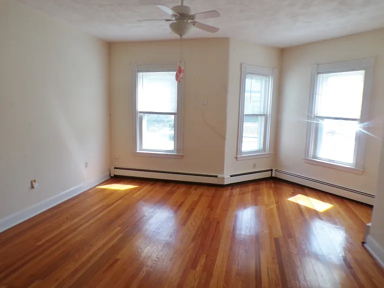 190 Crescent Ave #1 — Photo 18