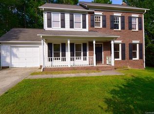 8610 Morgan Run Ct, Charlotte, NC 28216