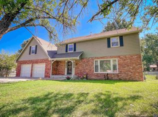 3006 SE Burton St, Topeka, KS 66605