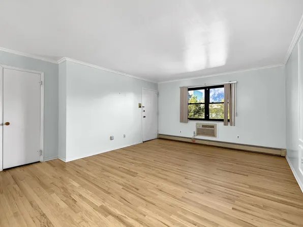 729 10th Street image 6 of 19