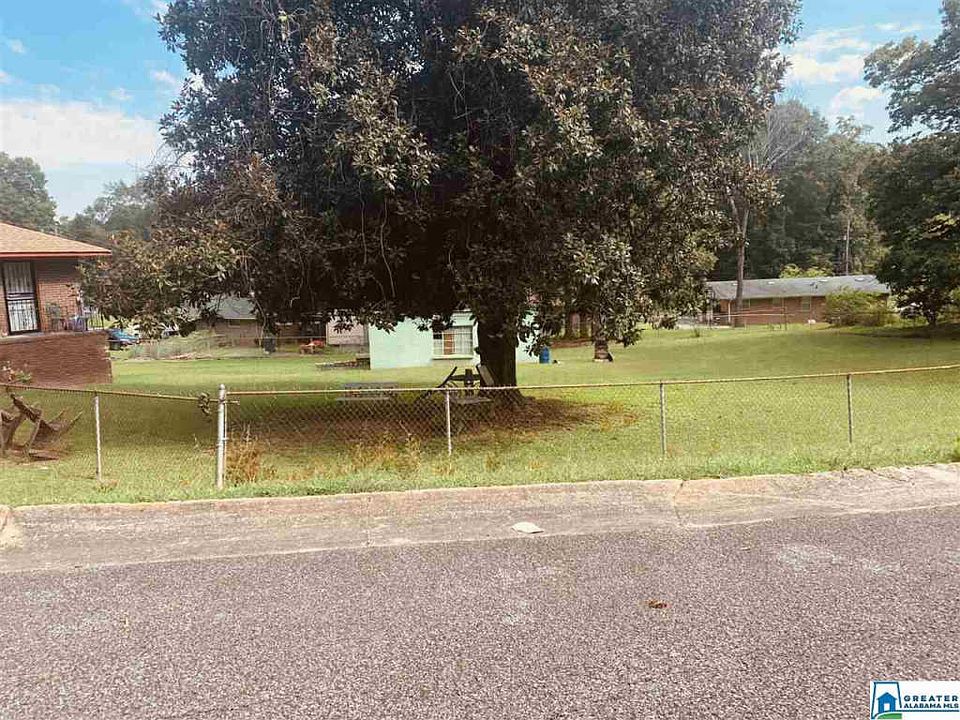2nd image of 1701 Sue Dr