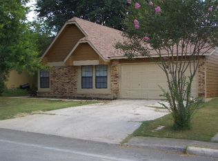 10526 Horn Blvd, San Antonio, TX 78240