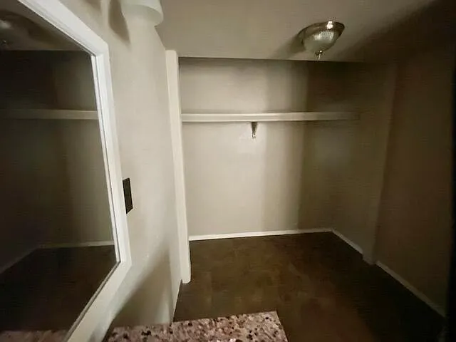 1587 Catham Cir — Photo 13