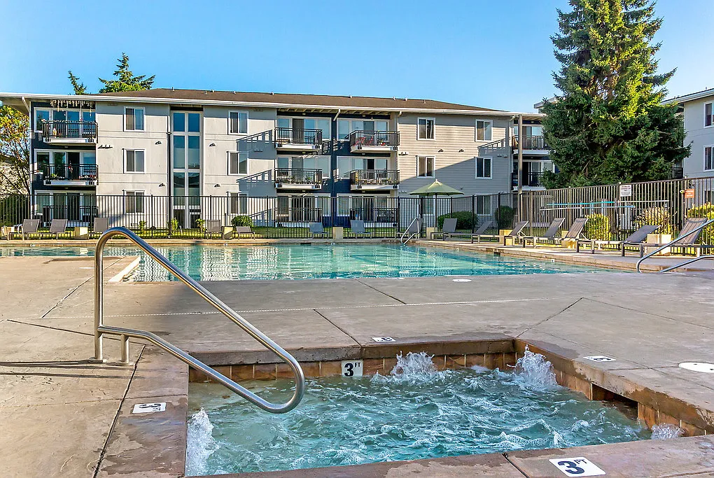 Foothill Commons — Photo 2