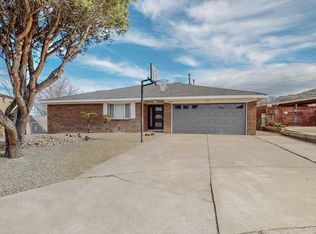 12513 Phoenix Ave NE, Albuquerque, NM 87112