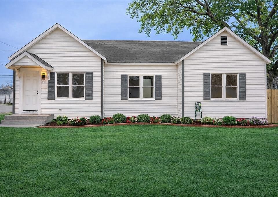 1st image of 1501 S Evans Ave