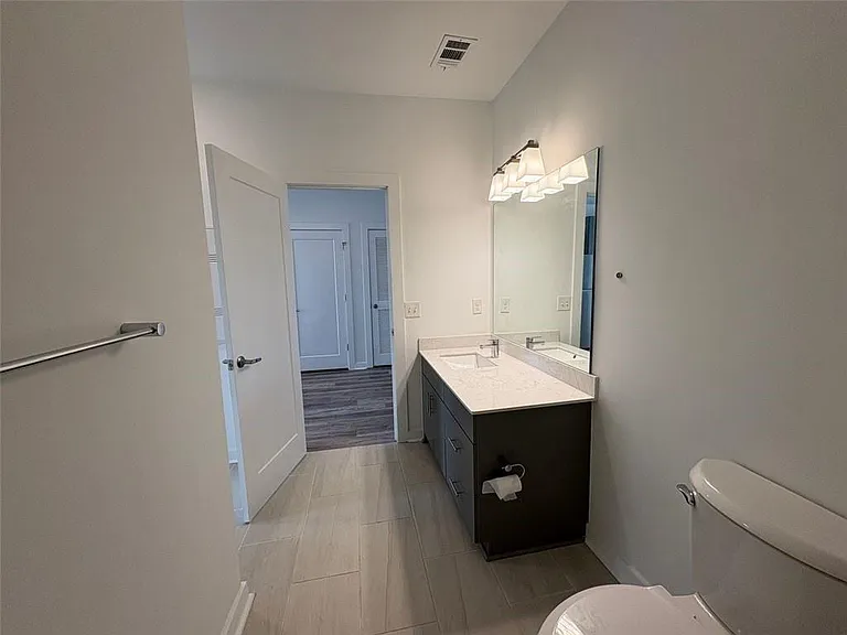 525 Parkway Dr NE #510 — Photo 18