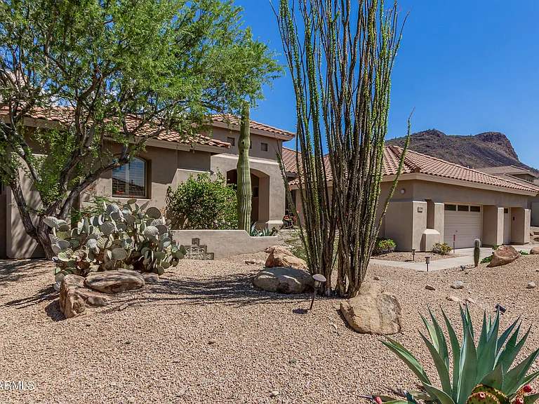 13394 E Del Timbre Dr — Photo 1