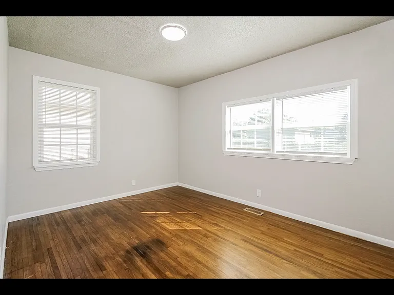 19306 Pine Lock Ln — Photo 2