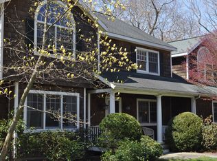 55 Seaweed Rd, Southampton, NY 11968