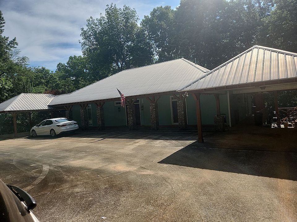 1st image of 857 Hatchet Creek Ln