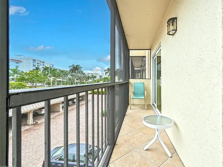3200 Gulf Shore Blvd N #308 — Photo 24