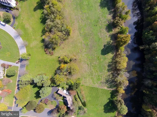 1339 Beaconfield Ln, Lancaster, PA 17601