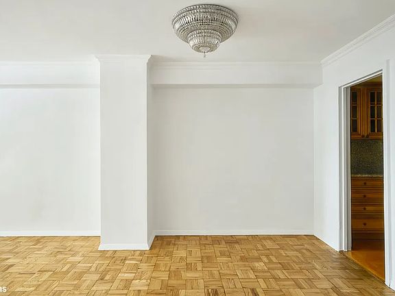4th image of 411 E 57th St APT 2G