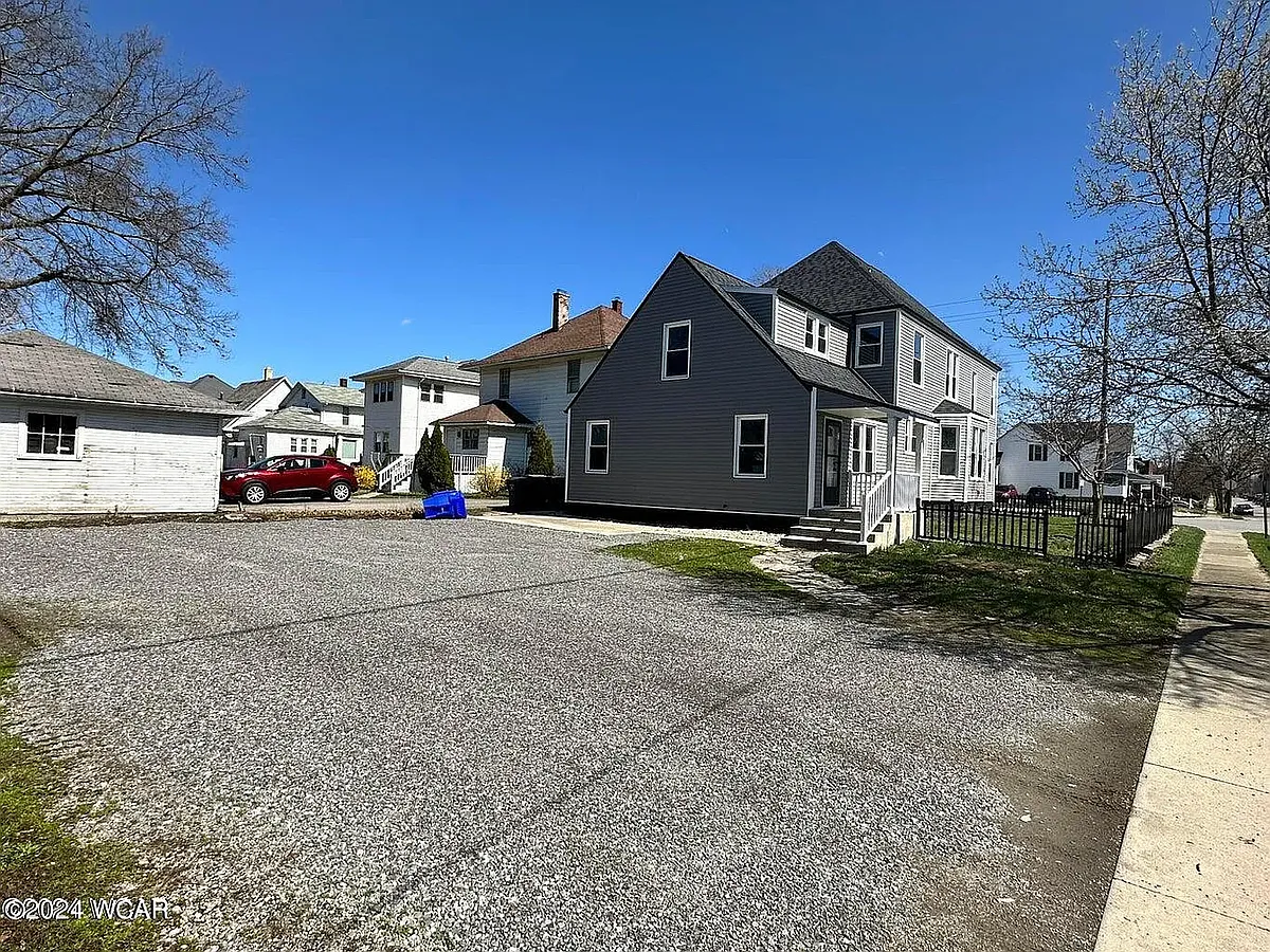 Building Photo - 1102 Richie Ave