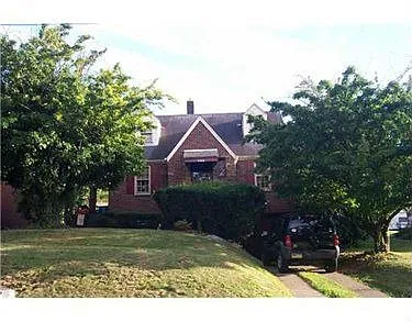 208 Springfield Ave photo 1