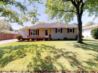 613 SE 9th St, Ankeny, IA 50021