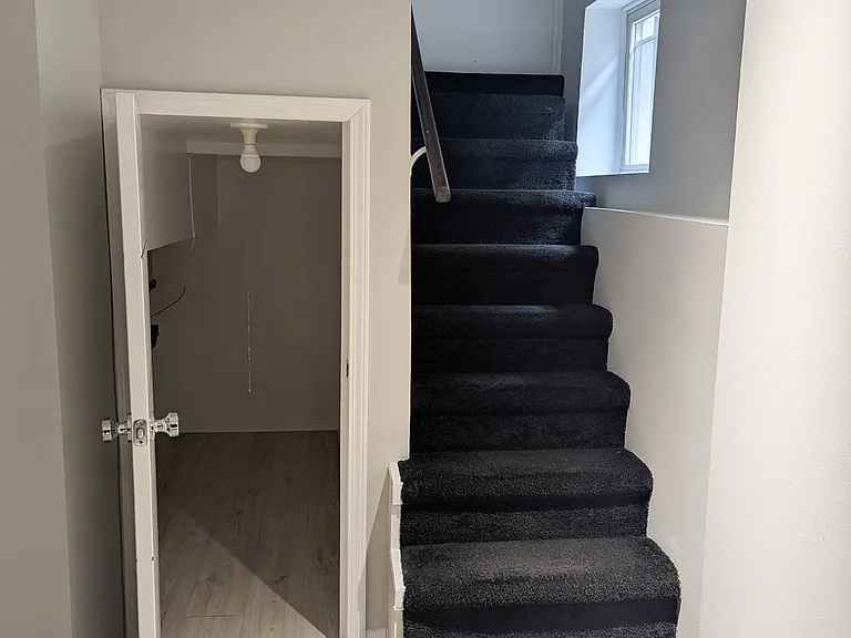 633 W. Arlington Pl. — Photo 9