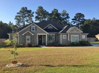 5256 Carlton Ridge Cir, Hahira, GA 31632