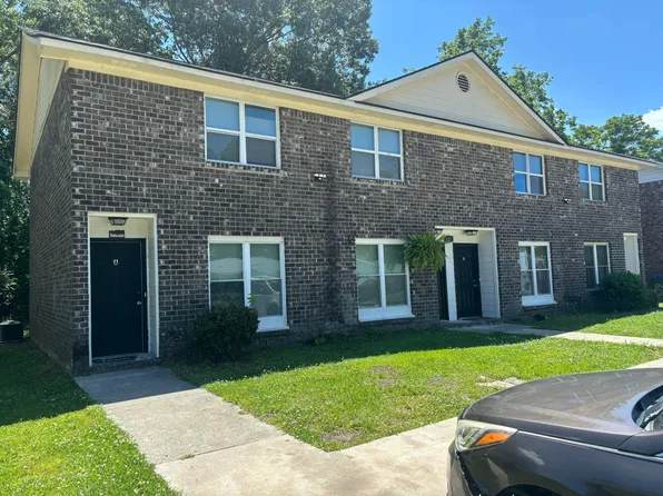 121 Langley Dr, Summerville, SC 29485