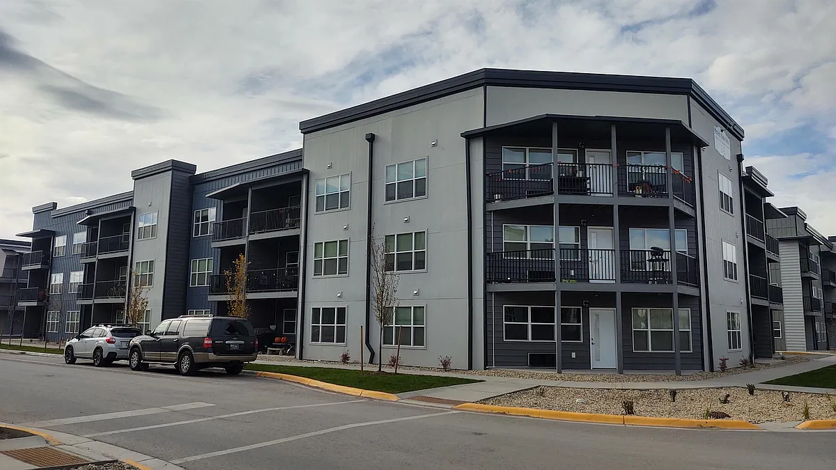 Building Photo - McNett Flats