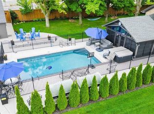 920 Orr Ct, Kitchener, ON N2R0J4