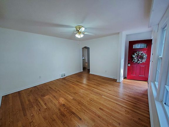 4th image of 2978 Hilleman Ave