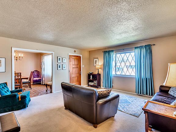 4th image of 10148 Cork Dr
