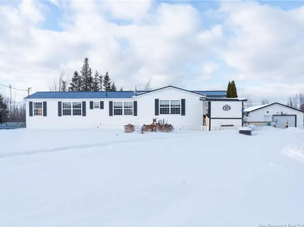 142 Middlesex Rd, Salisbury, NB E4J 1H3