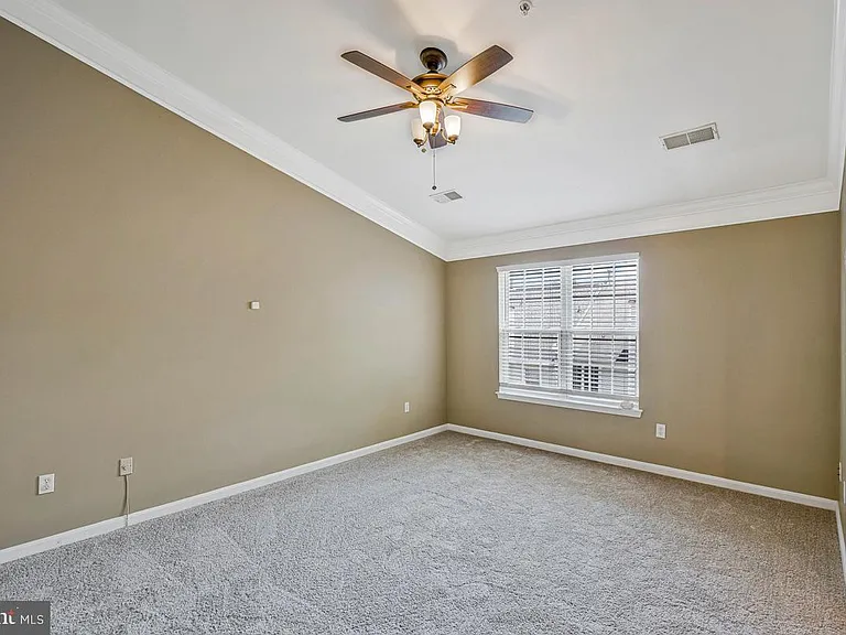 1815 Spanish Oak Ln — Photo 20