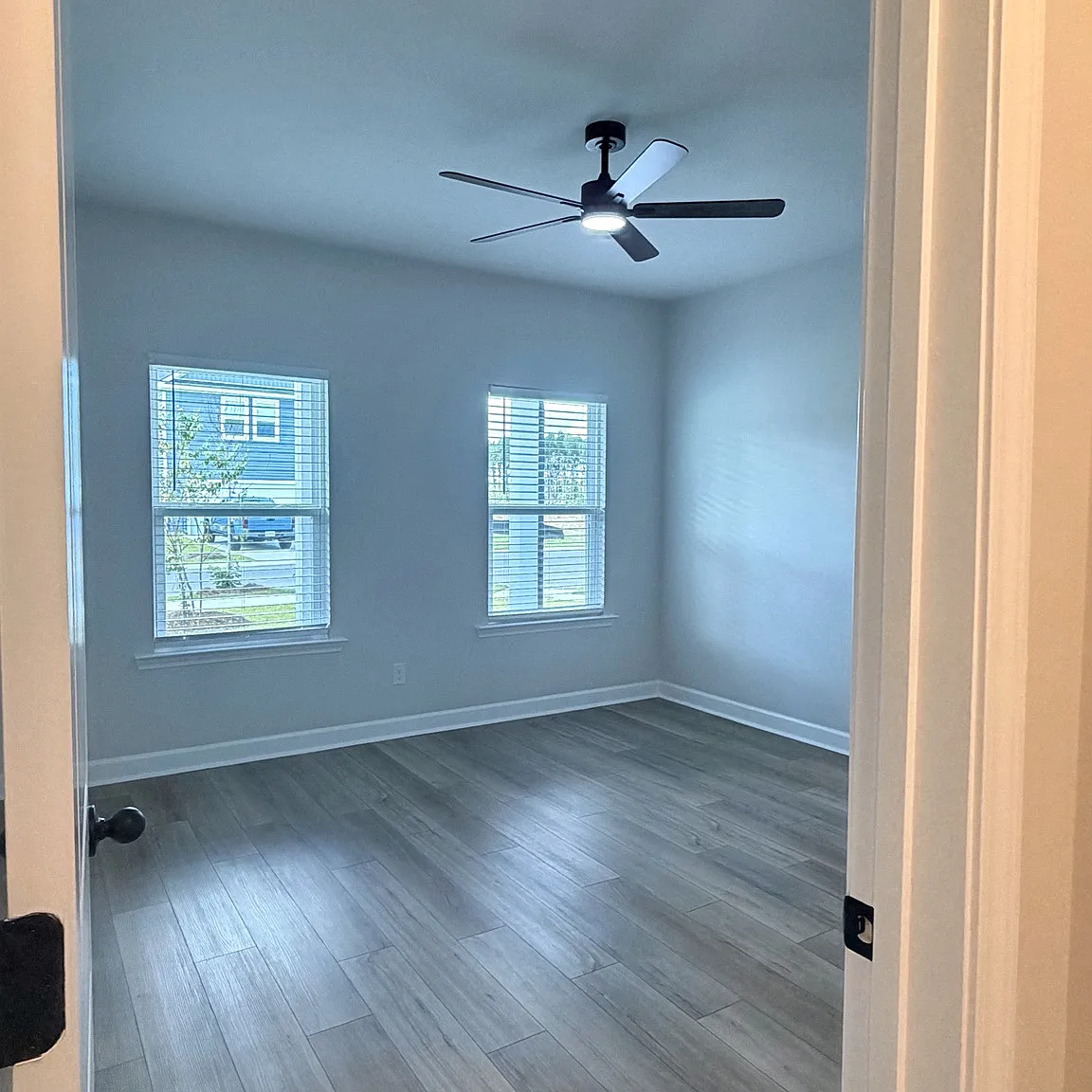 5 bed, 3200 sqft, $3,600 — Photo 4